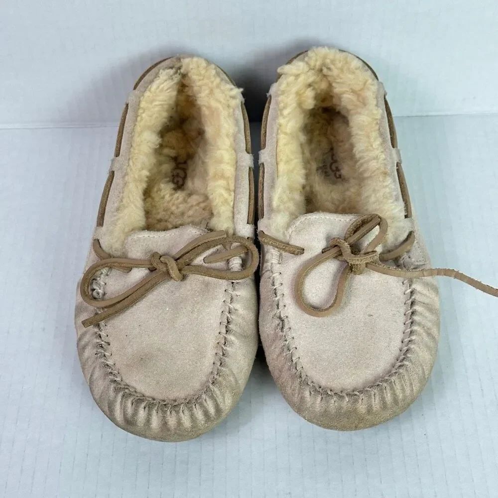 Ugg Dakota Slipper size 3